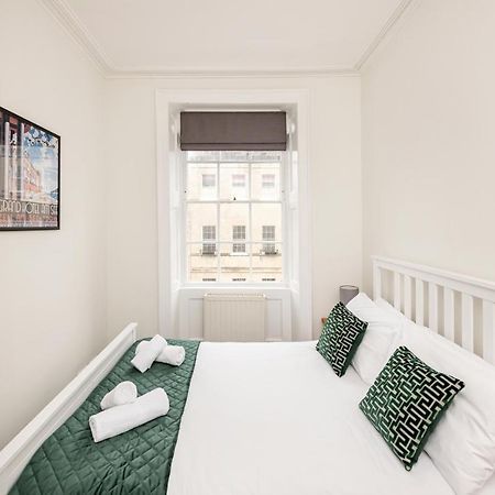 Stunning Georgian Apartment In Central Bath Exterior foto