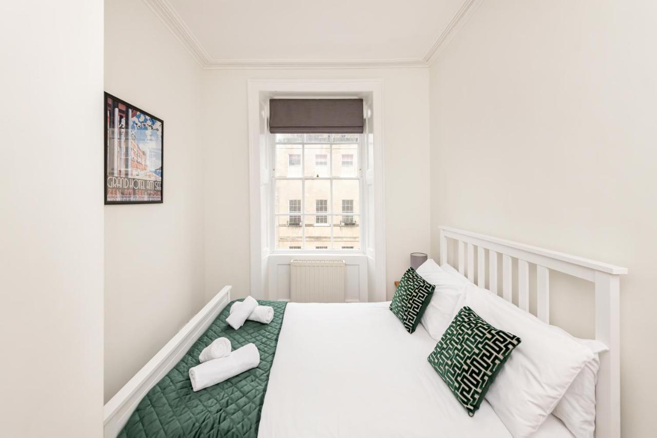 Stunning Georgian Apartment In Central Bath Exterior foto